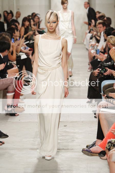 photo CHANEL_079_1366450x675_zps2181c88f.jpg