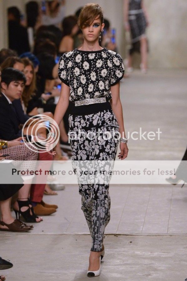 photo Chanel-Resort-2014-Collection-63-600x899_zpse2d455b2.jpg