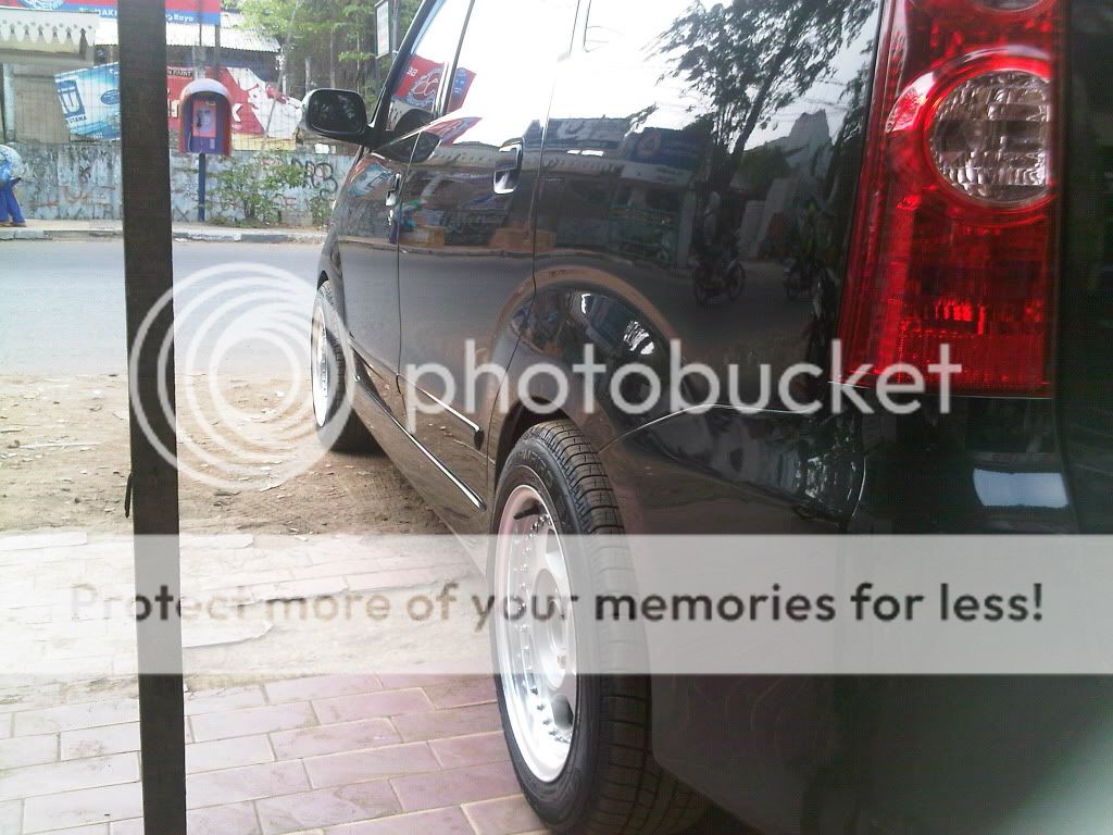 MY BLACK TOYOTA AVANZA