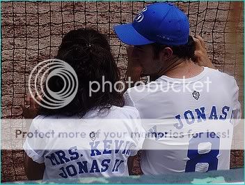 http://i767.photobucket.com/albums/xx319/jobroscentral/Mrs-Kevin-Jonas-Shirt.jpg?t=1248948035 http://i767.photobucket.com/albums/xx319/jobroscentral/Mrs-Kevin-Jonas-Shirt.jpg?t=1248948035
